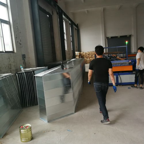 深圳坪地白铁风管加工厂承接坪山通风管道工程安装